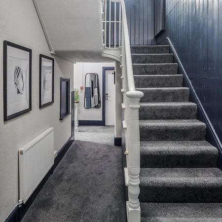 The Bill Nicholson Pub Hotel Londen Buitenkant foto