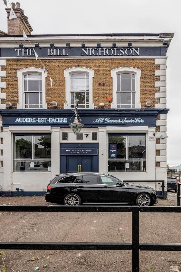 The Bill Nicholson Pub Hotel Londen Buitenkant foto